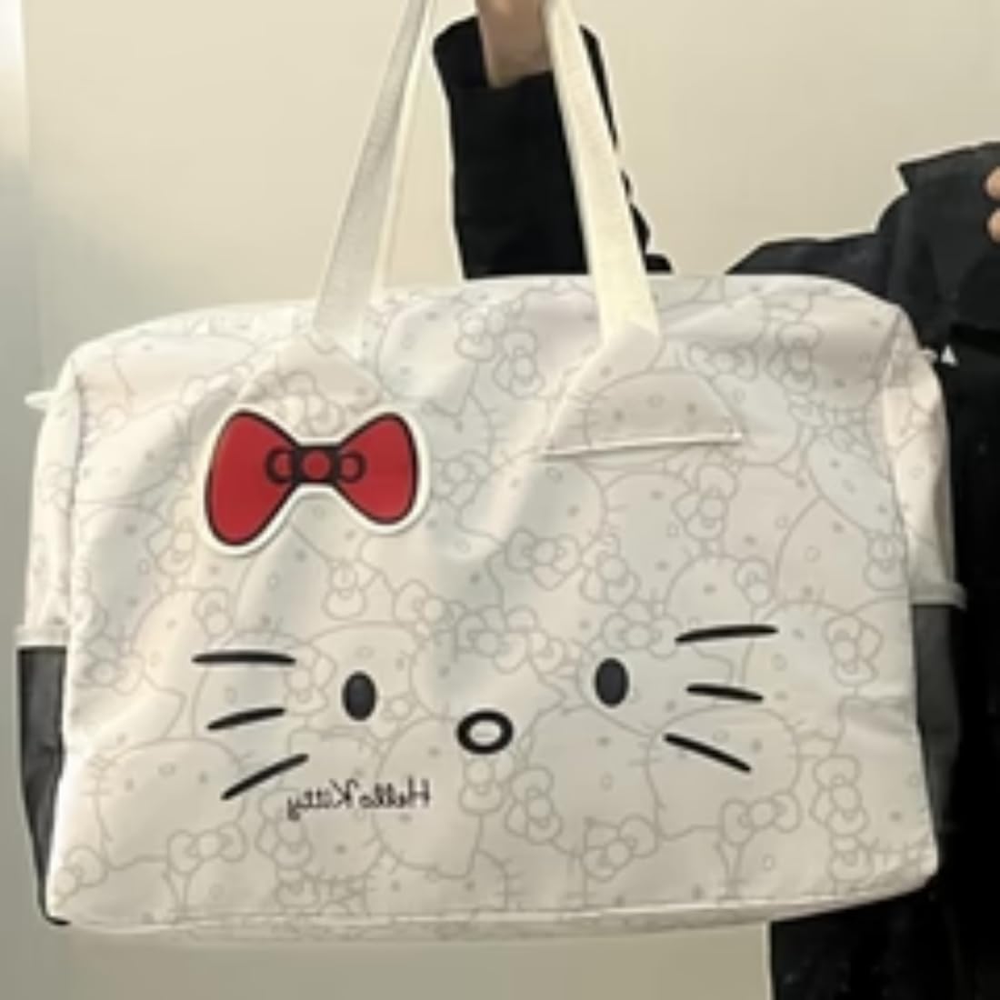 Hello Kitty Travel Bag , Cartoon Duffle Bag for Girls, Large Capacity Bag, Fashionable Gym & Travel Tote Bag